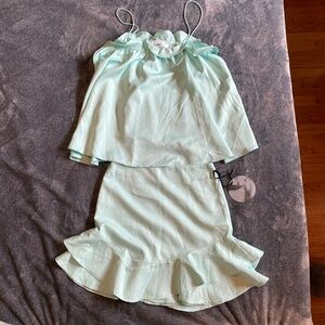 NWT Line & Dot Skirt Set